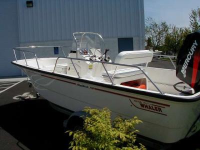 Boston Whaler - 2002_montauk170.jpg