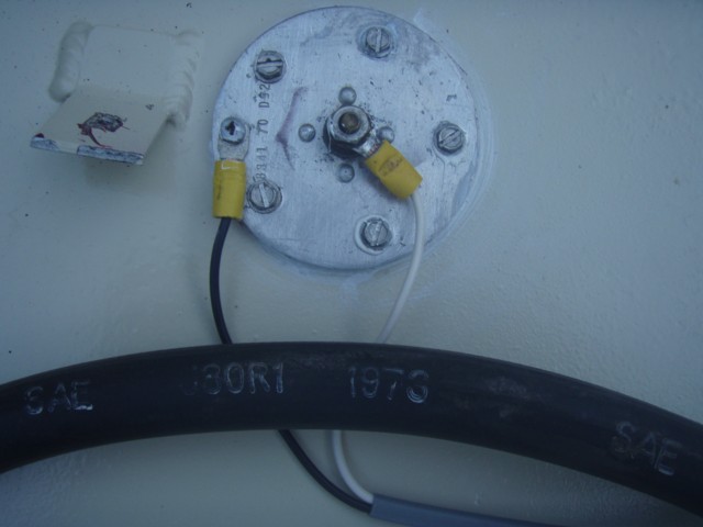 Boston Whaler - Dated Gas Vent
