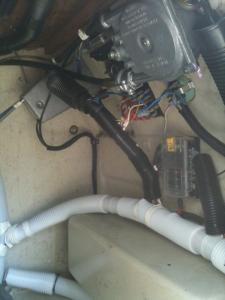 Boston Whaler - Wiring covered